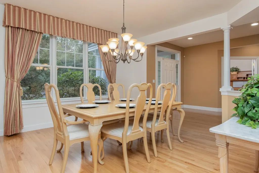 17 Freemans Way Hollis NH 03049