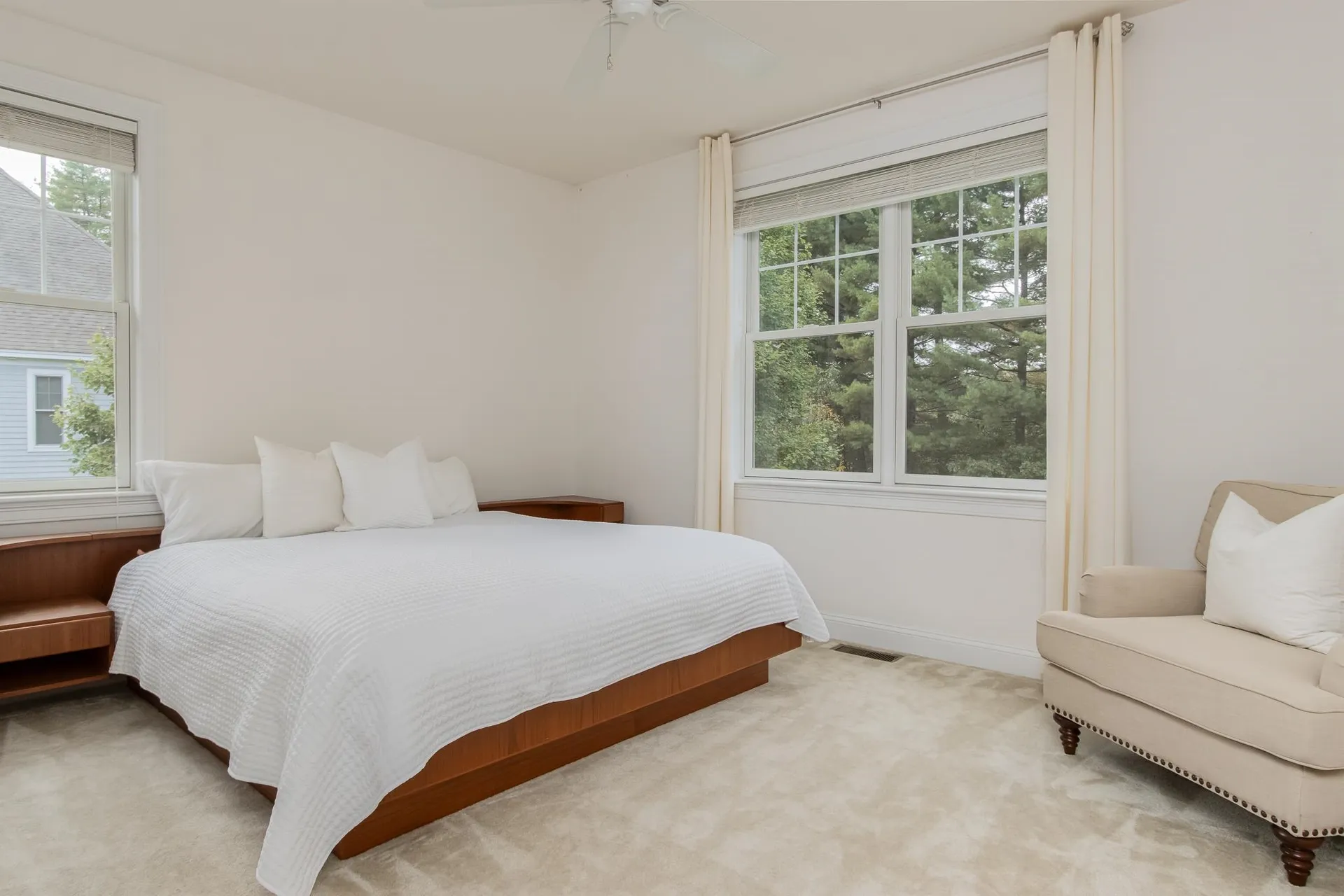 17 Freemans Way Hollis NH 03049