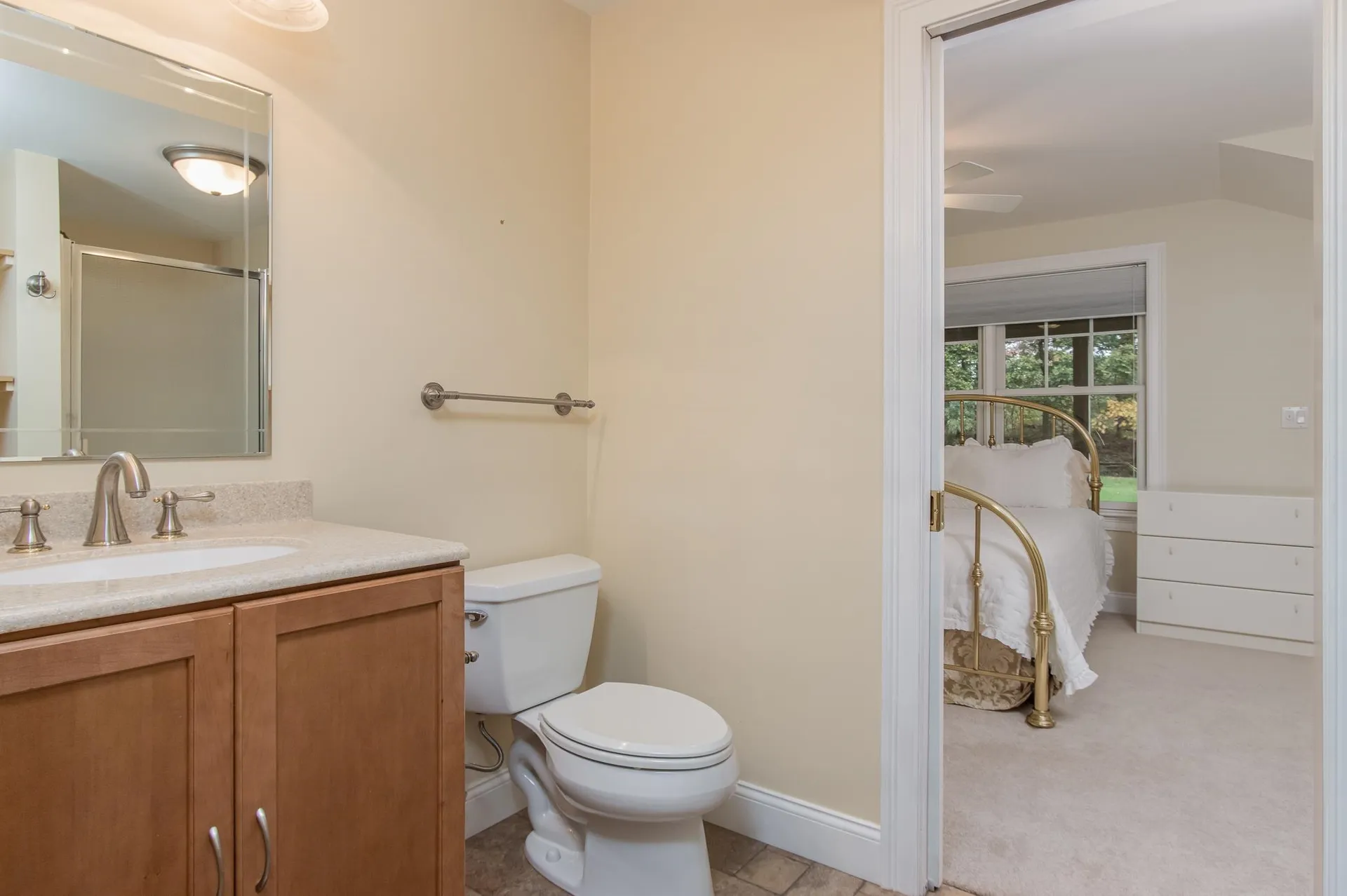17 Freemans Way Hollis NH 03049