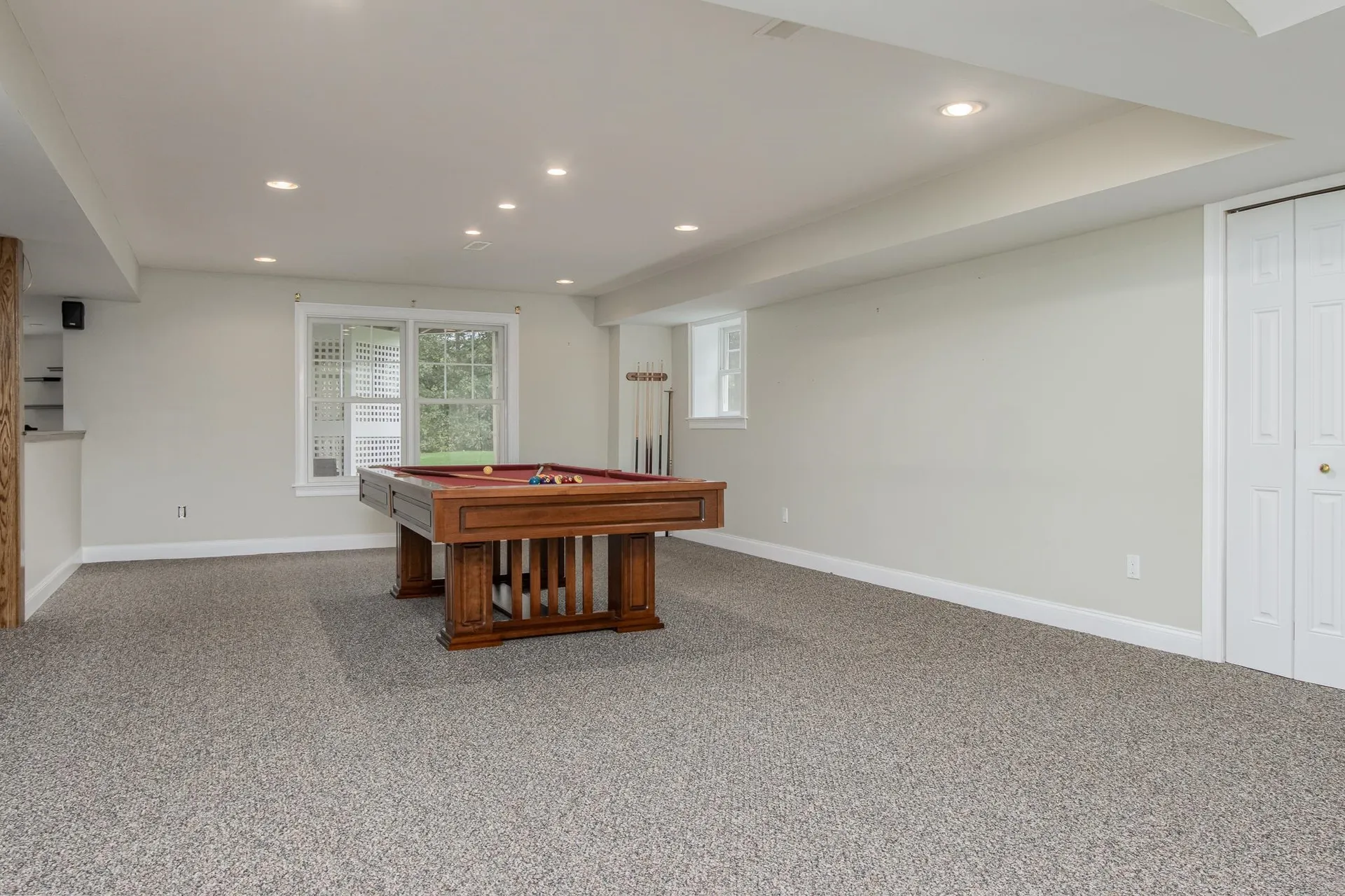17 Freemans Way Hollis NH 03049