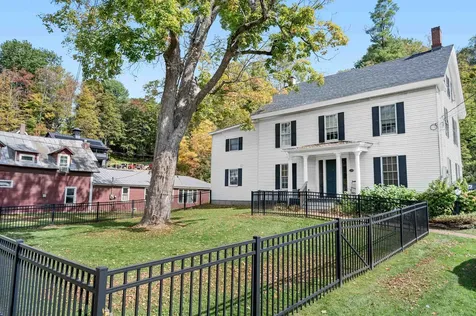 571 South Main Street Stowe VT 05672