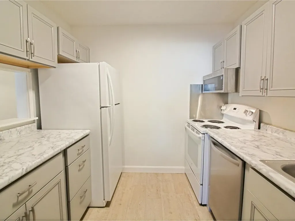 76b South Street Essex Junction VT 05452
