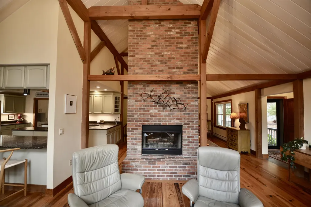 23 Wildwood Drive Grantham NH 03753