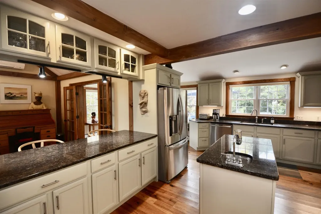 23 Wildwood Drive Grantham NH 03753