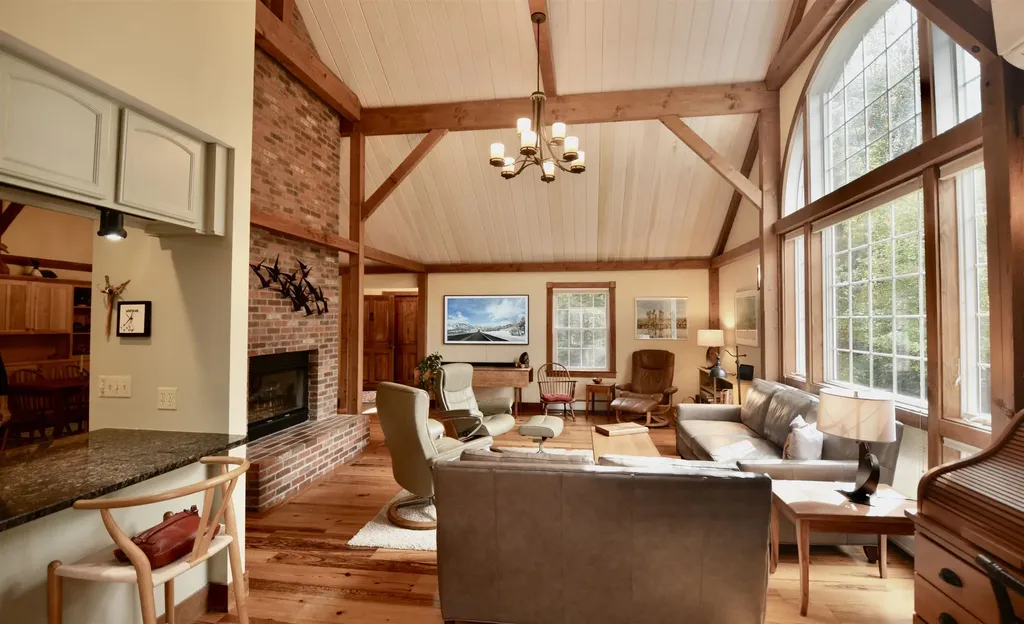 23 Wildwood Drive Grantham NH 03753