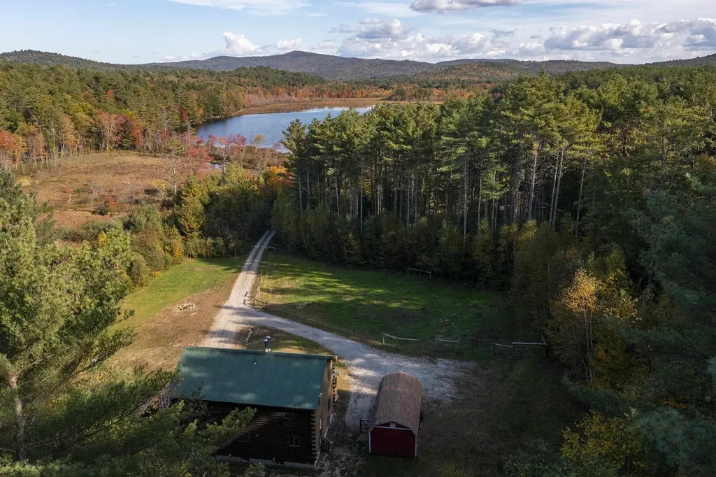 55 Sheldon Road Danbury NH 03230