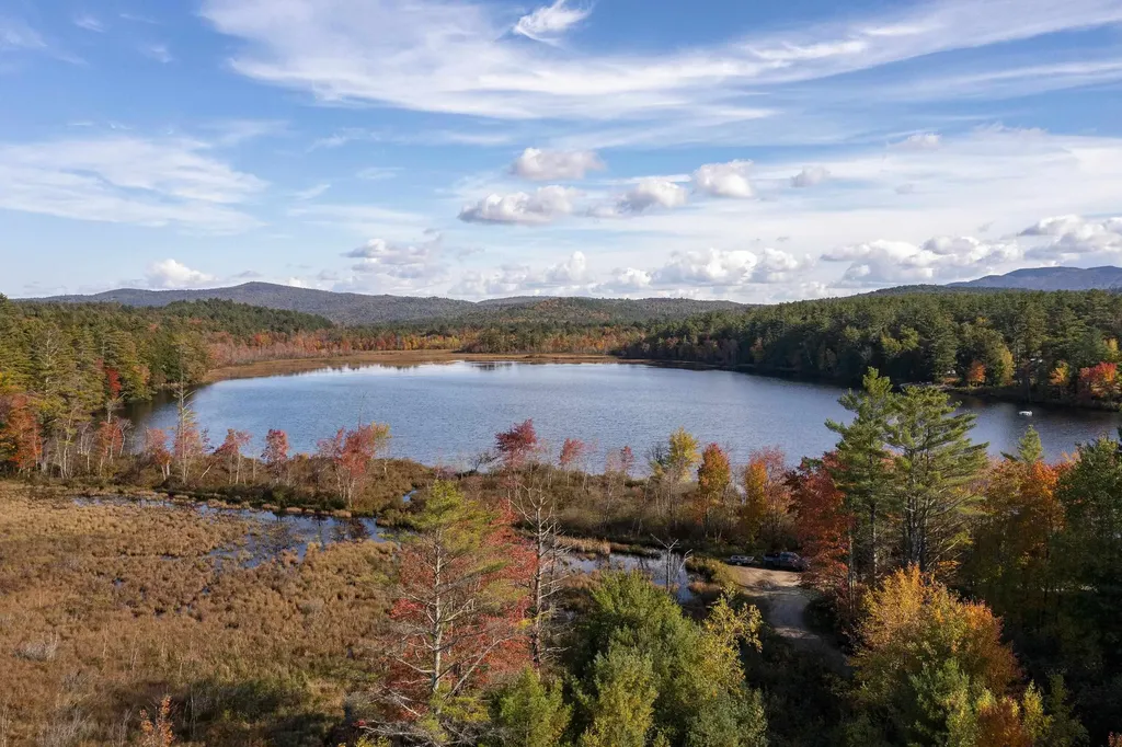55 Sheldon Road Danbury NH 03230