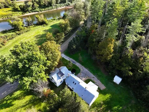 2146 River Road Moretown VT 05602
