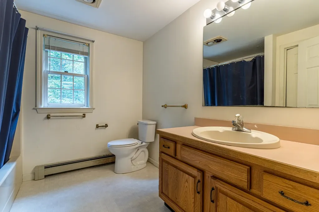 26 Governor Sawyer Lane Dover NH 03820