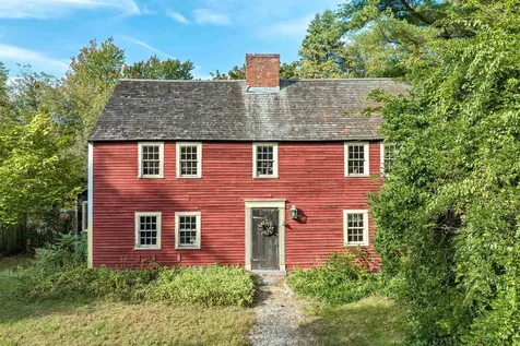 8 Ferry Road Salisbury MA 01952