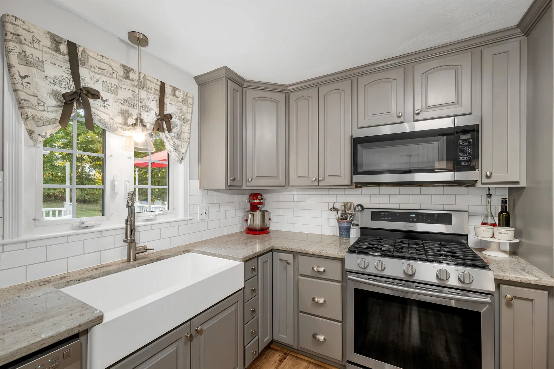 20 Barkland Drive Derry NH 03038