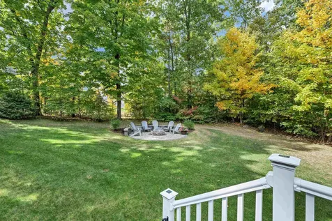 20 Barkland Drive Derry NH 03038