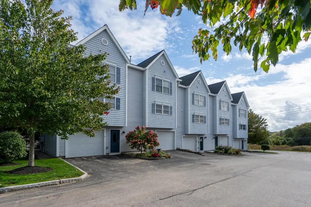 180 Drakeside Road Hampton NH 03842