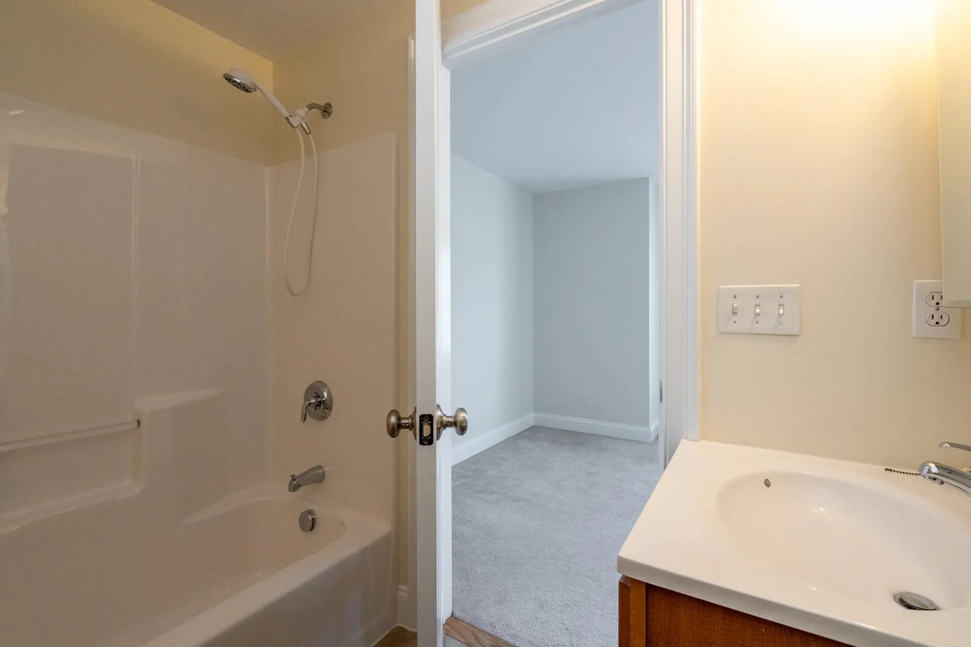 180 Drakeside Road Hampton NH 03842