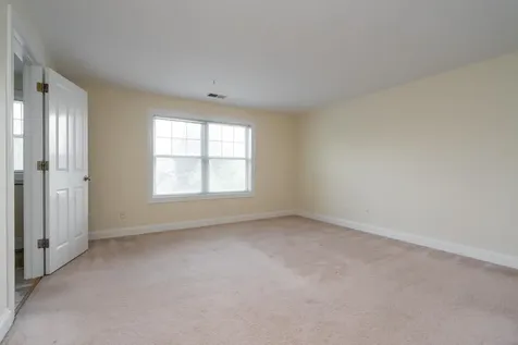 180 Drakeside Road Hampton NH 03842