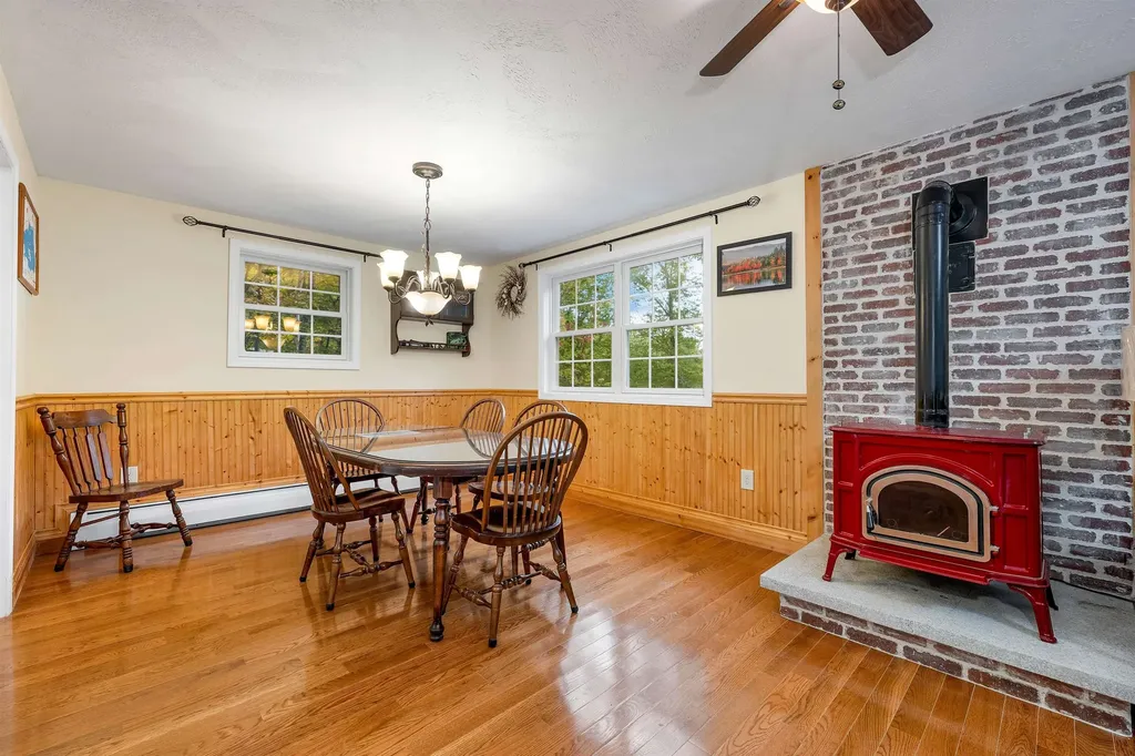 86 River Street Wolfeboro NH 03894