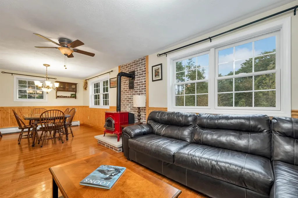 86 River Street Wolfeboro NH 03894