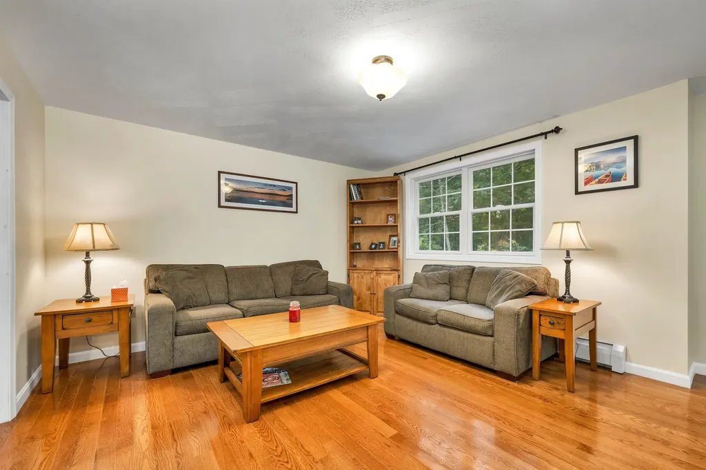 86 River Street Wolfeboro NH 03894