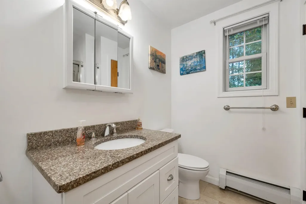 86 River Street Wolfeboro NH 03894