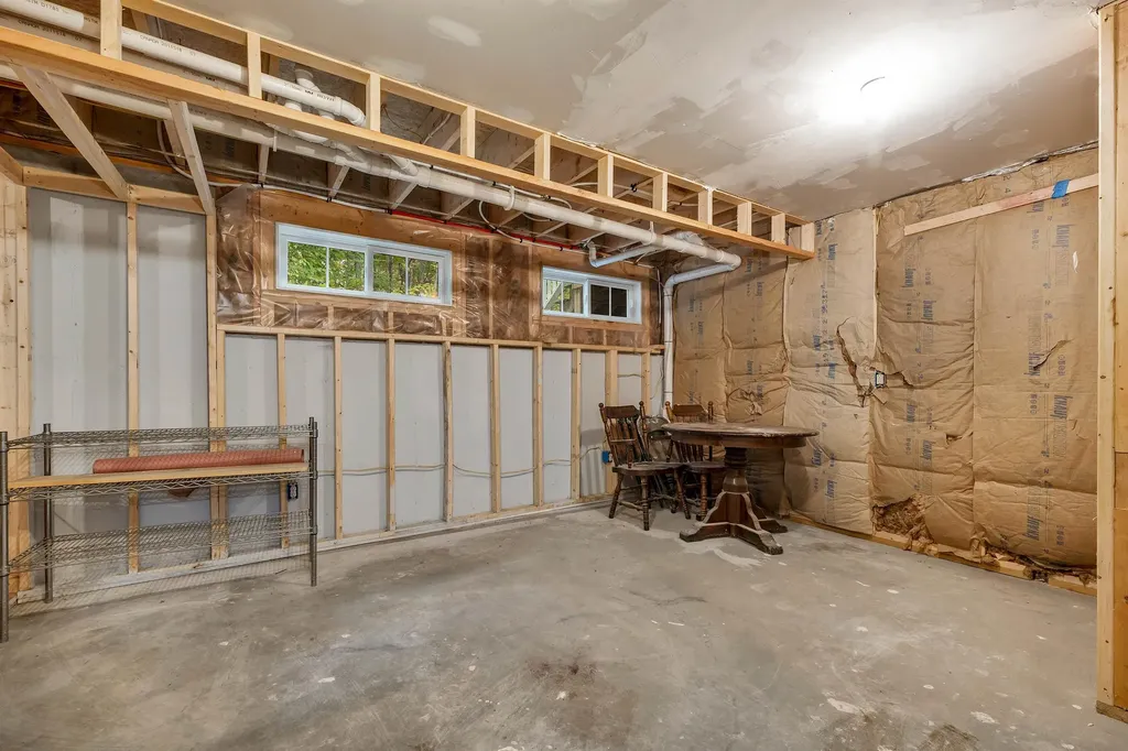 86 River Street Wolfeboro NH 03894