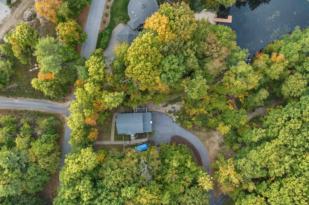 86 River Street Wolfeboro NH 03894