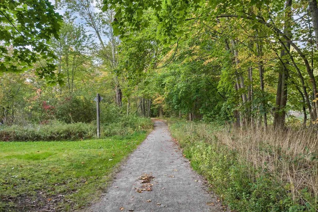 86 River Street Wolfeboro NH 03894