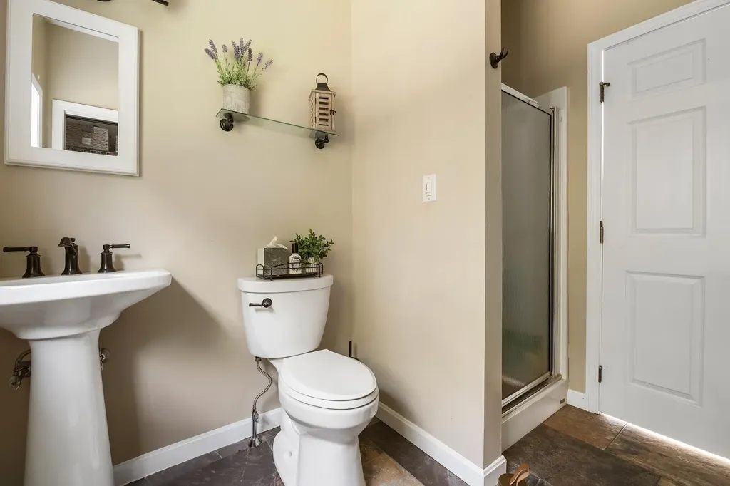 512 Dunbar Hill Road Grantham NH 03753