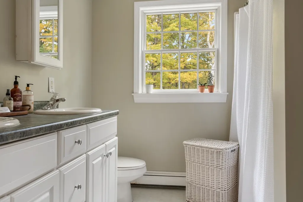 512 Dunbar Hill Road Grantham NH 03753