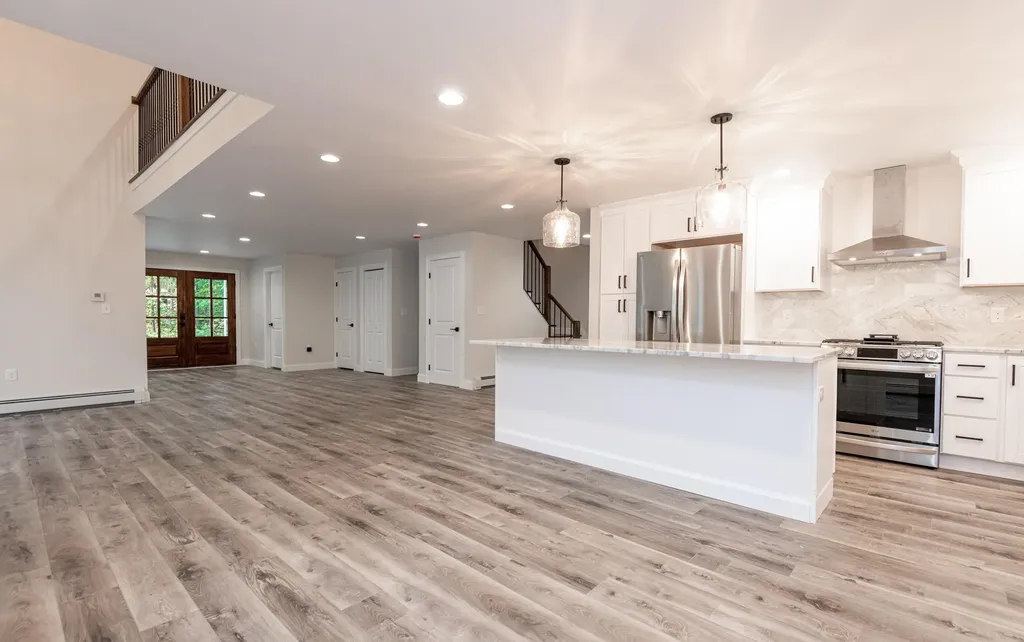 31 E Sutton Road Warner NH 03278