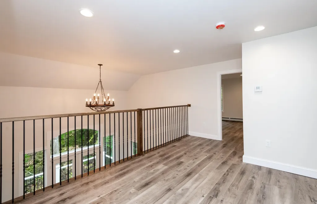 31 E Sutton Road Warner NH 03278