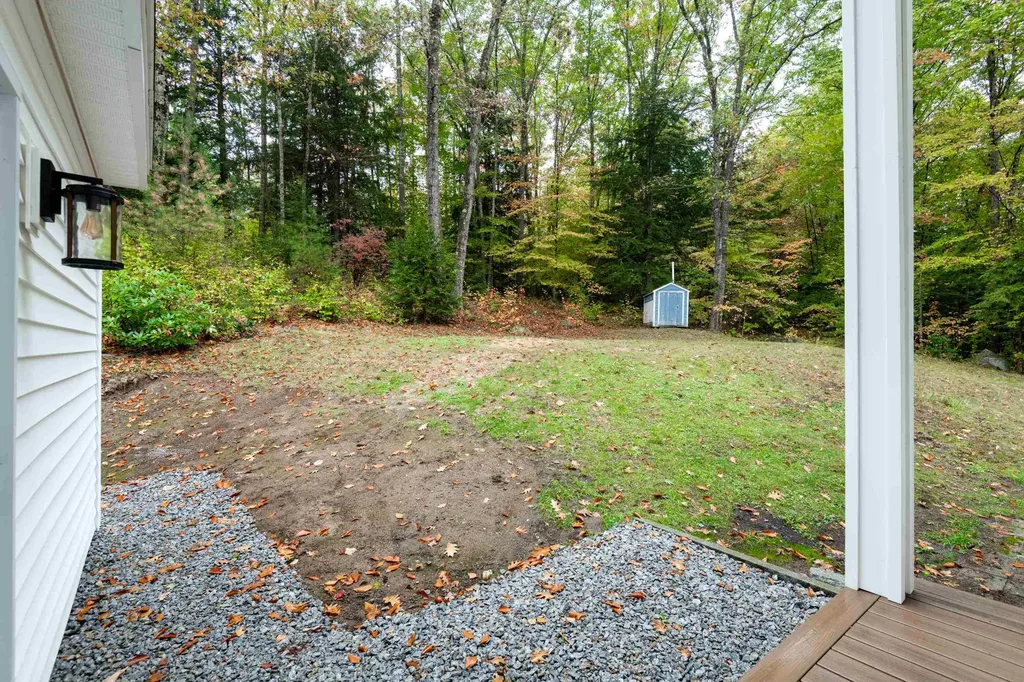 31 E Sutton Road Warner NH 03278