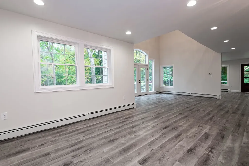 31 E Sutton Road Warner NH 03278