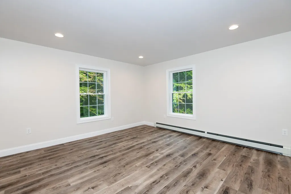 31 E Sutton Road Warner NH 03278