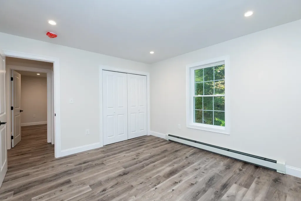 31 E Sutton Road Warner NH 03278