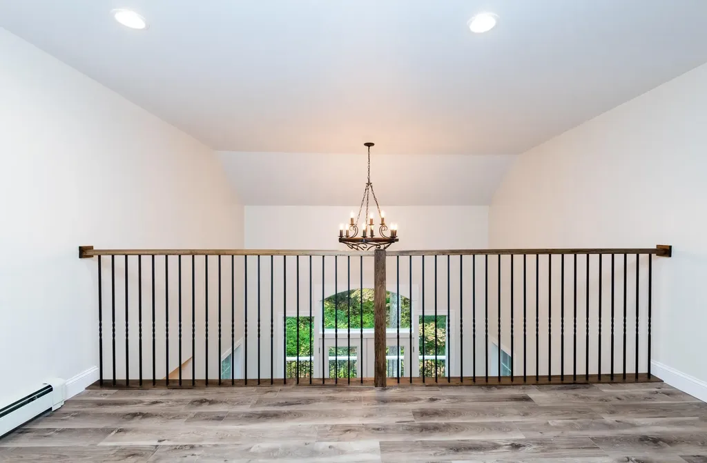 31 E Sutton Road Warner NH 03278