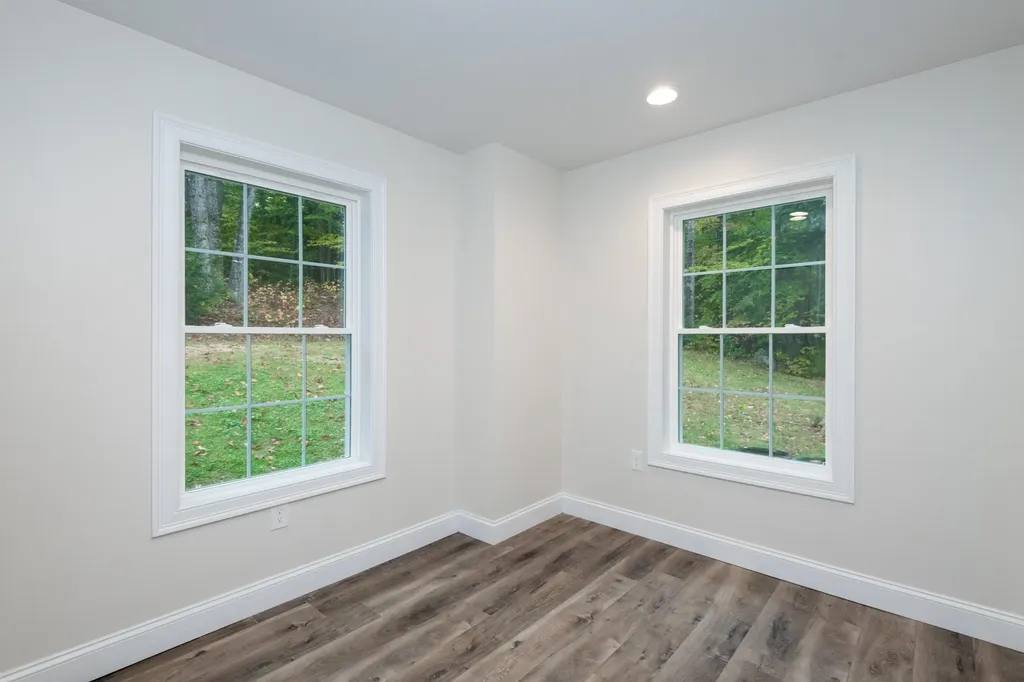 31 E Sutton Road Warner NH 03278