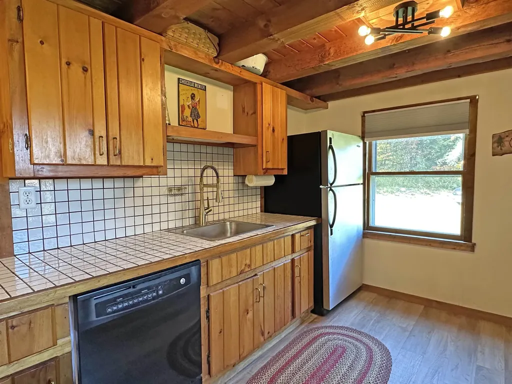 37 Aldrich Road Peru VT 05152