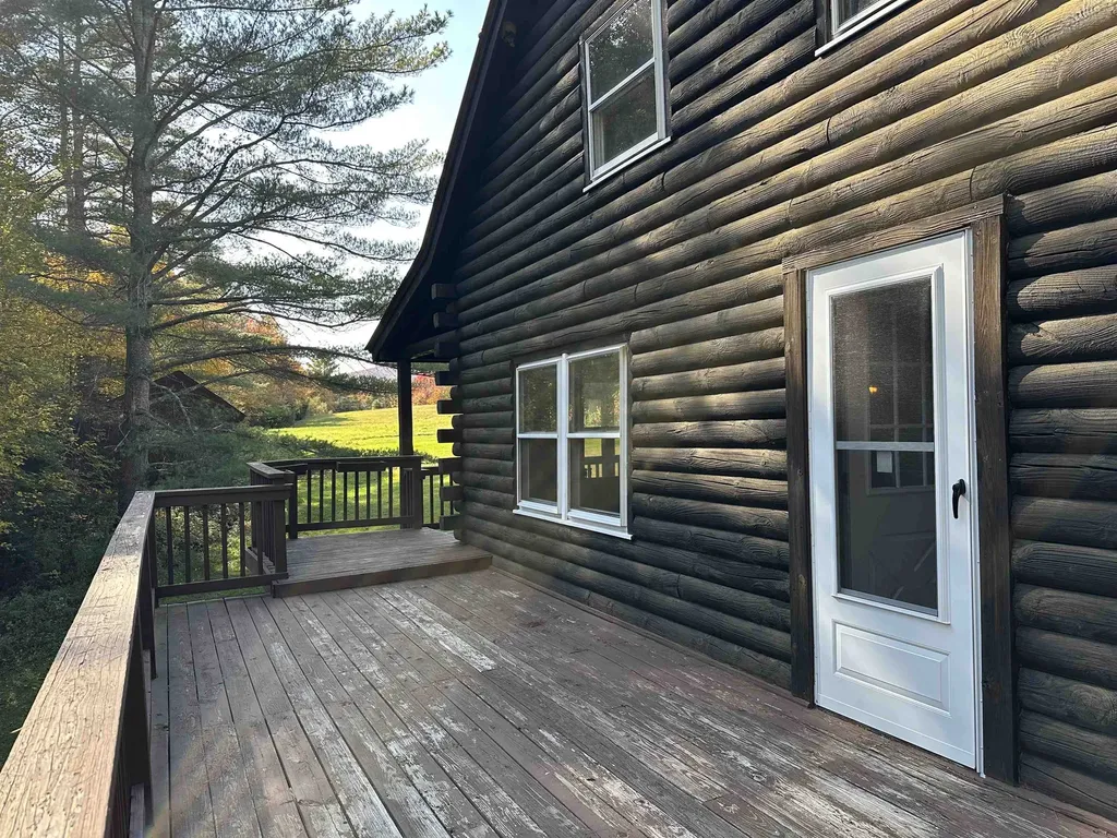 37 Aldrich Road Peru VT 05152