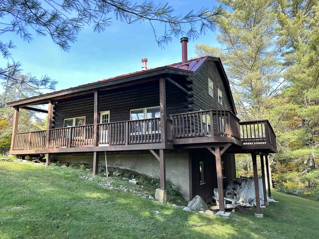 37 Aldrich Road Peru VT 05152