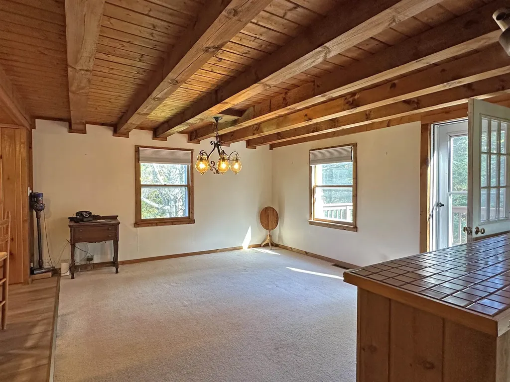 37 Aldrich Road Peru VT 05152