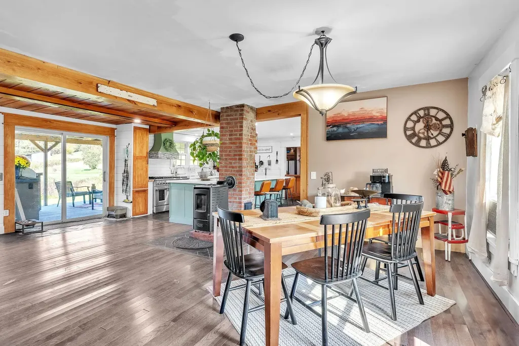 18 Ferno Road Williamstown VT 05679