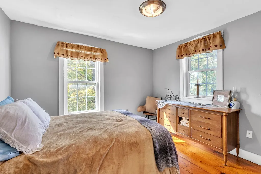 18 Ferno Road Williamstown VT 05679