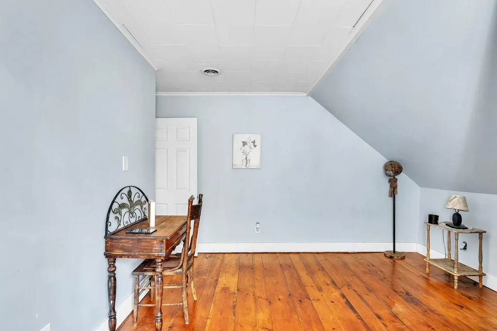 18 Ferno Road Williamstown VT 05679