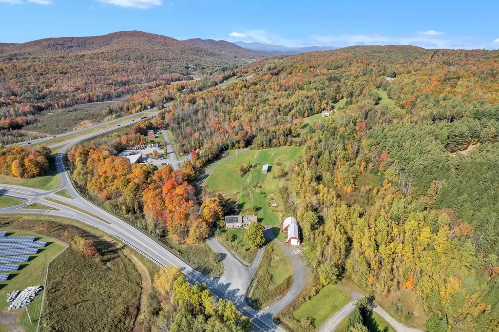 18 Ferno Road Williamstown VT 05679