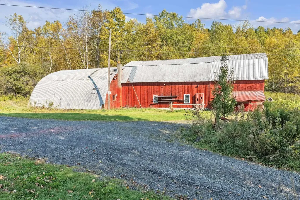 18 Ferno Road Williamstown VT 05679