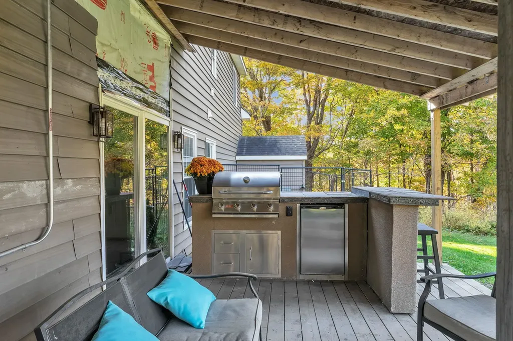 18 Ferno Road Williamstown VT 05679