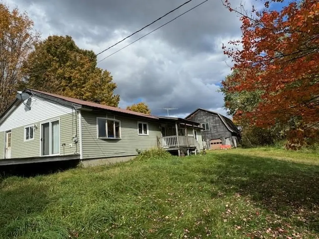 177 Highlander Street Greensboro VT 05842