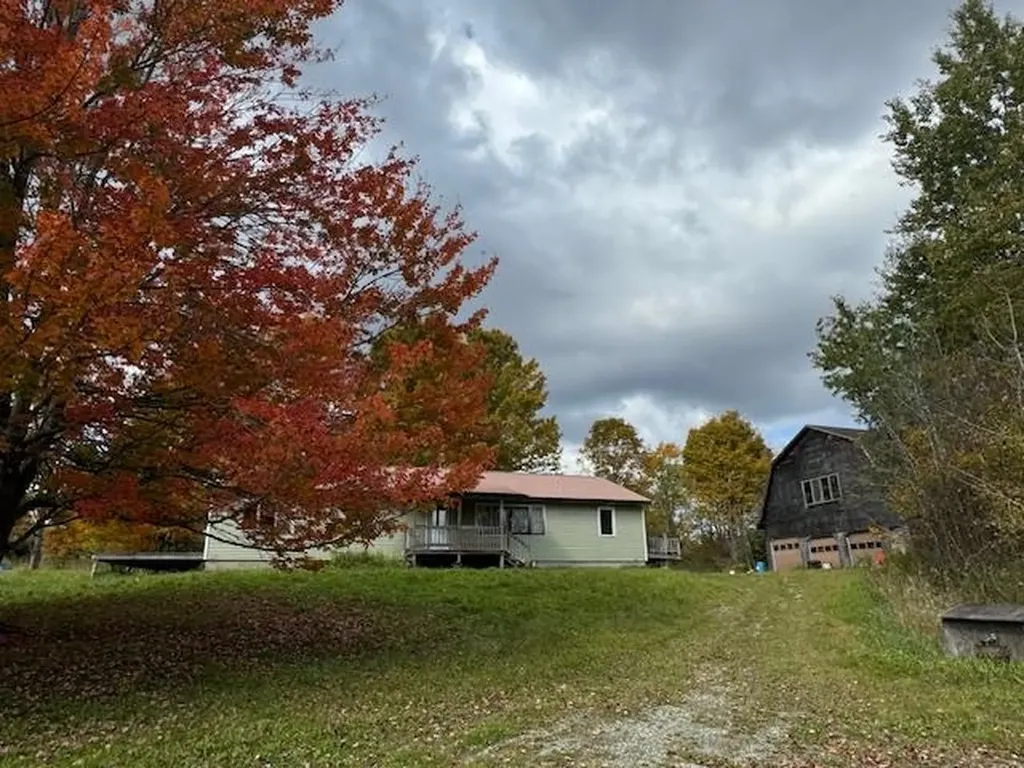 177 Highlander Street Greensboro VT 05842