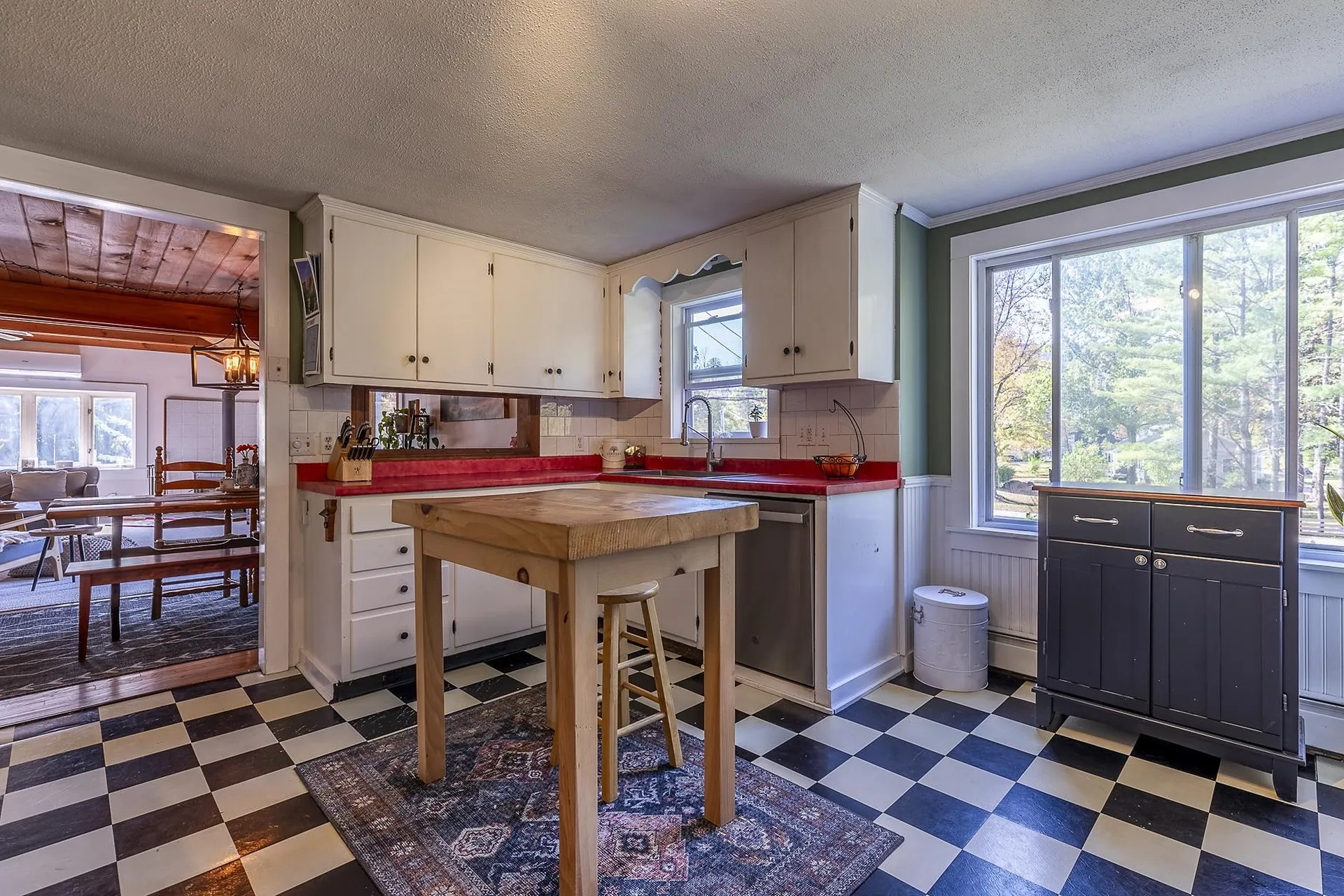 21 Roberts Road Manchester VT 05255