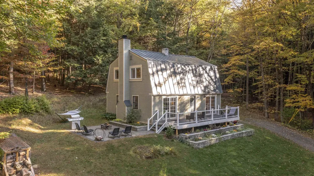 76 Bayley Way Hartford VT 05059